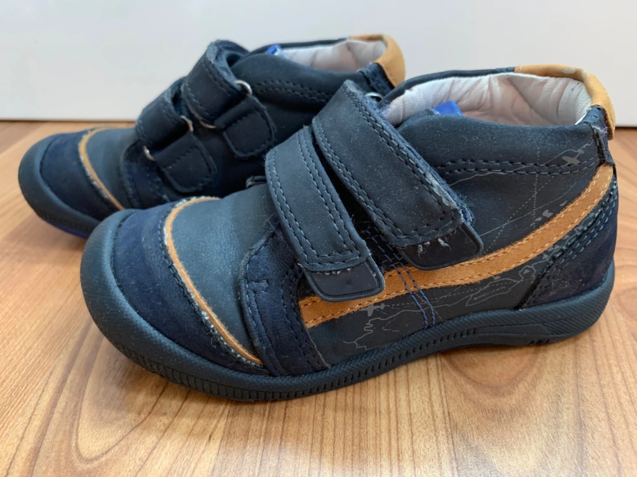 Chaussures enfant à scratch Vertbaudet bleu marine T25